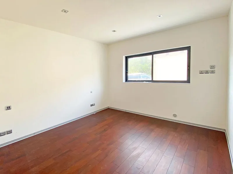 NEW HOUSE, SWIMMING POOL, GRIMAUD