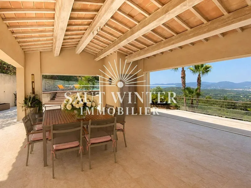 EXCEPTIONAL VILLA OVERLOOKING THE GOLFE DE SAINT-TROPEZ