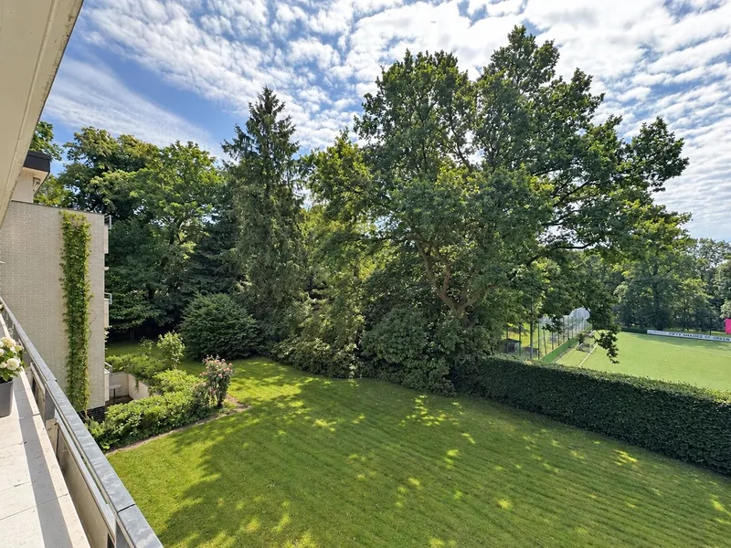 ELEGANT APARTMENT IN OTHMARSCHEN – SOUTH-FACING TERRACE, POOL & SAUNA