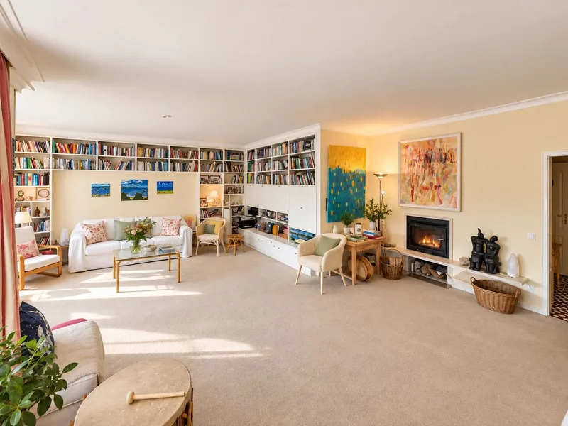 ELEGANT APARTMENT IN OTHMARSCHEN – SOUTH-FACING TERRACE, POOL & SAUNA