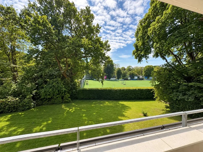ELEGANT APARTMENT IN OTHMARSCHEN – SOUTH-FACING TERRACE, POOL & SAUNA