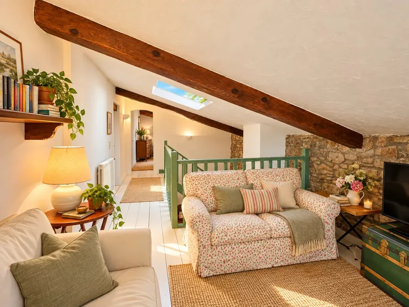 Provençal stone Bastide with private vineyards in Cogolin