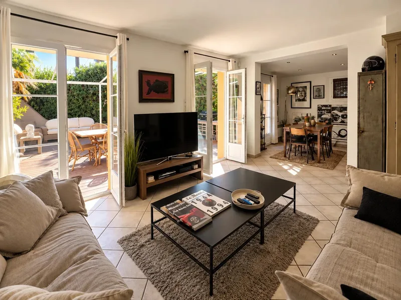 EXCLUSIVITÉ - VILLA INDIVIDUELLE DANS UN DOMAINE SÉCURISÉ AVEC PISCINE