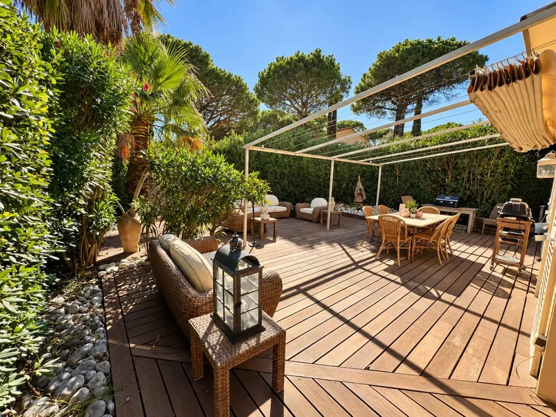 EXCLUSIVITÉ - VILLA INDIVIDUELLE DANS UN DOMAINE SÉCURISÉ AVEC PISCINE