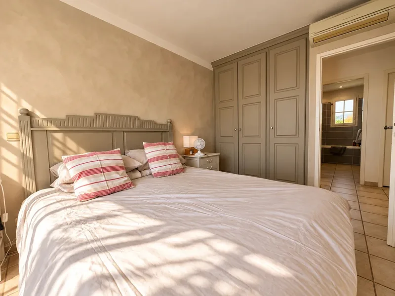 EXCLUSIVITÉ - VILLA INDIVIDUELLE DANS UN DOMAINE SÉCURISÉ AVEC PISCINE