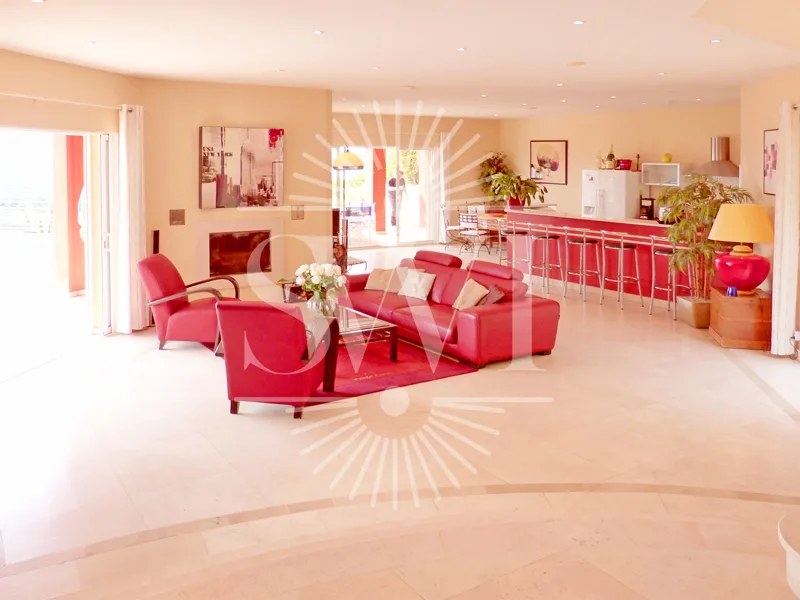 VILLA WITH MAGNIFICENT PANORAMIC SEA VIEW