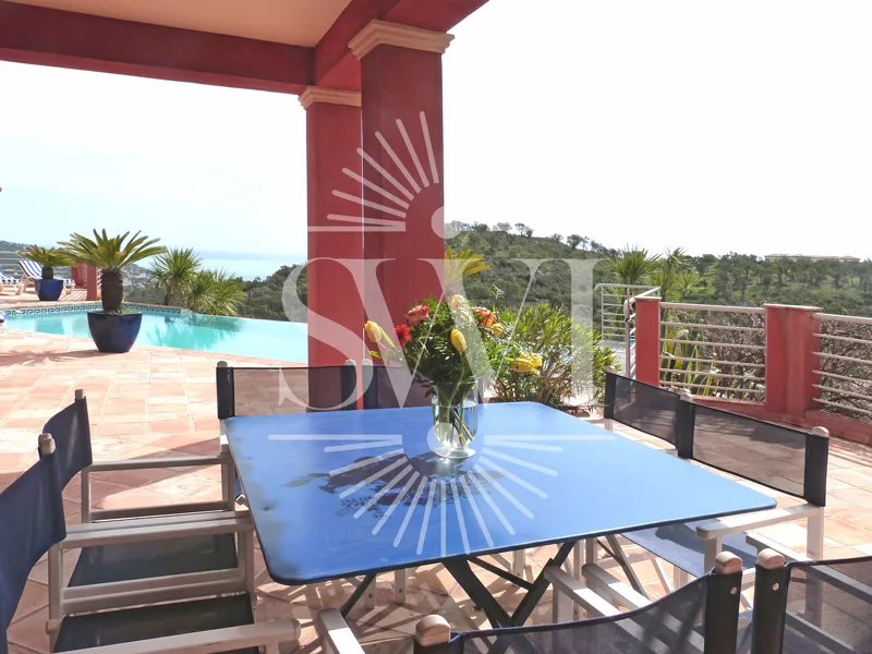 VILLA WITH MAGNIFICENT PANORAMIC SEA VIEW