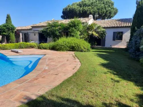 Villa 5 chambres, piscine et jardin