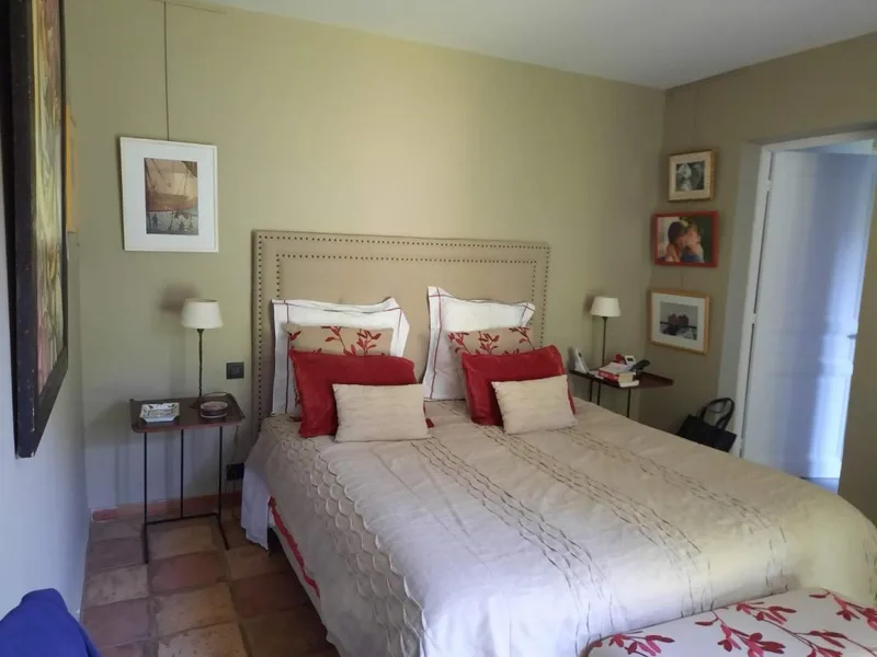 Villa 5 chambres, piscine et jardin
