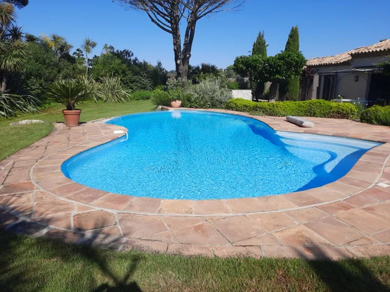 Villa 5 chambres, piscine et jardin