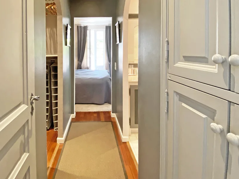 140m2 appartement de luxe avec deux terrasses à une minute du port