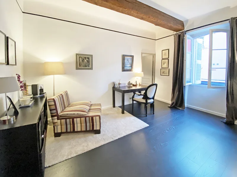 140m2 appartement de luxe avec deux terrasses à une minute du port
