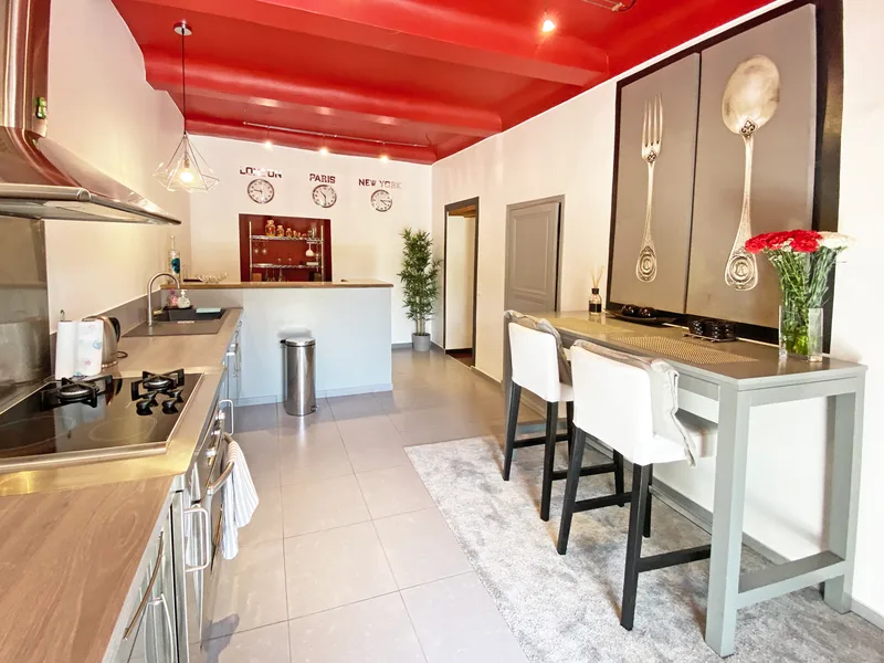 140m2 appartement de luxe avec deux terrasses à une minute du port