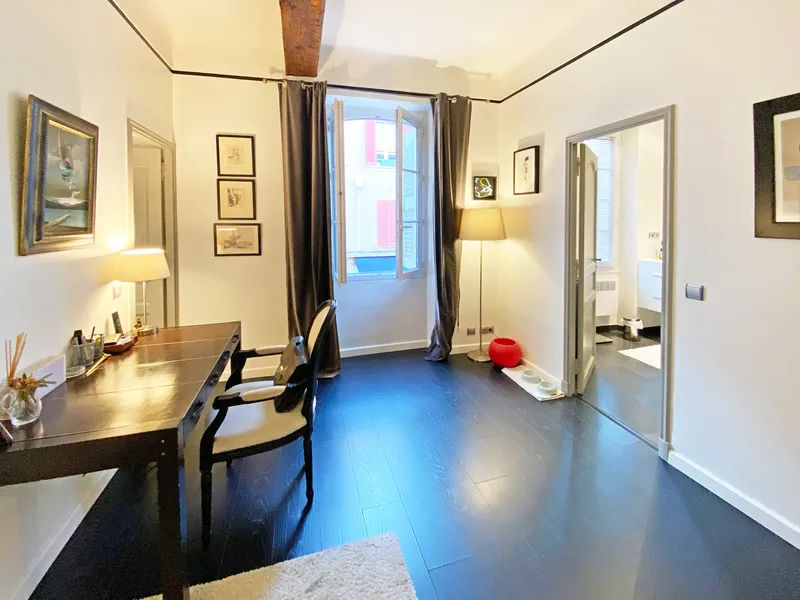 140m2 appartement de luxe avec deux terrasses à une minute du port