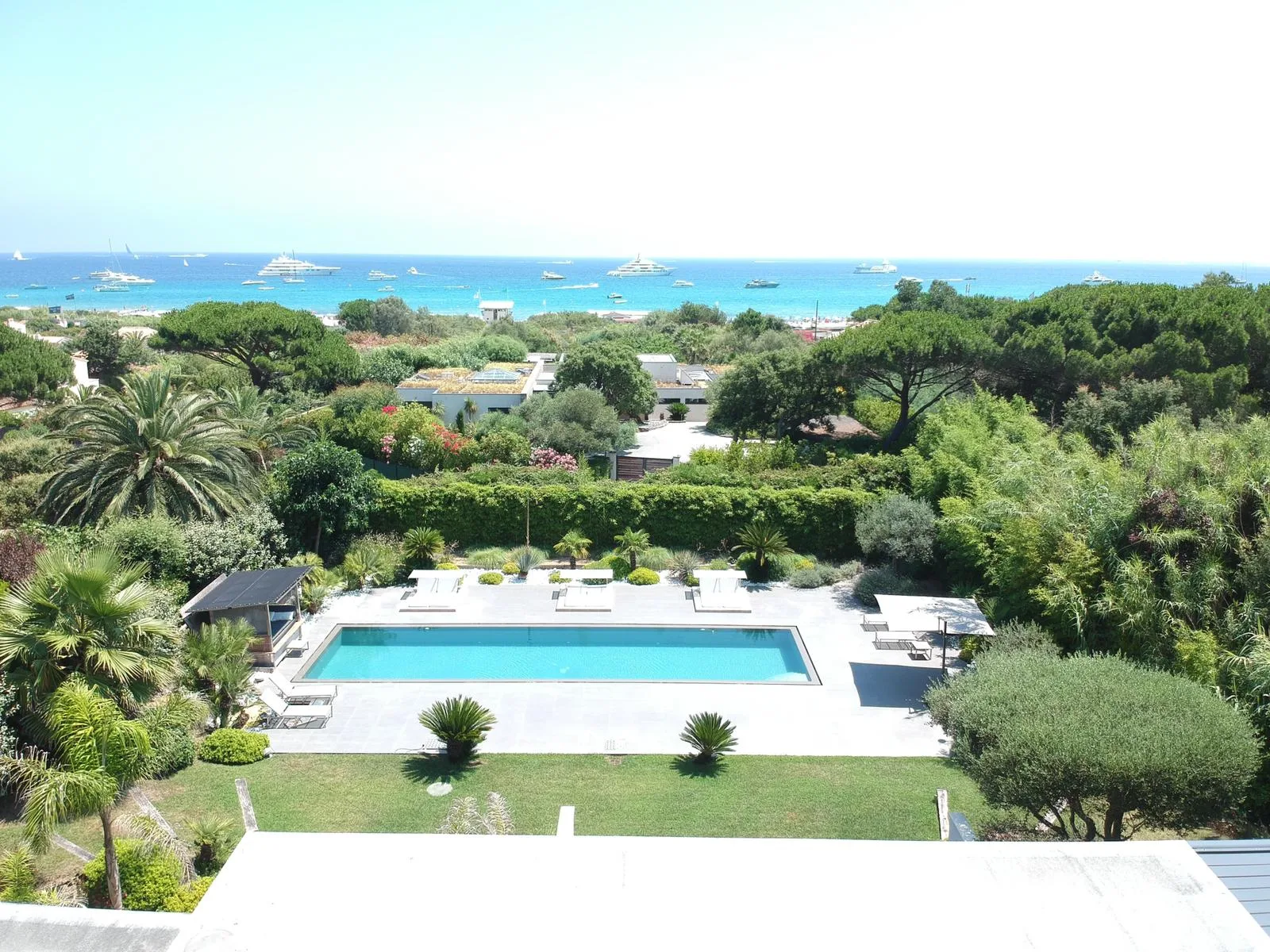 CONTEMPORARY VILLA, PAMPELONNE, SEA VIEW