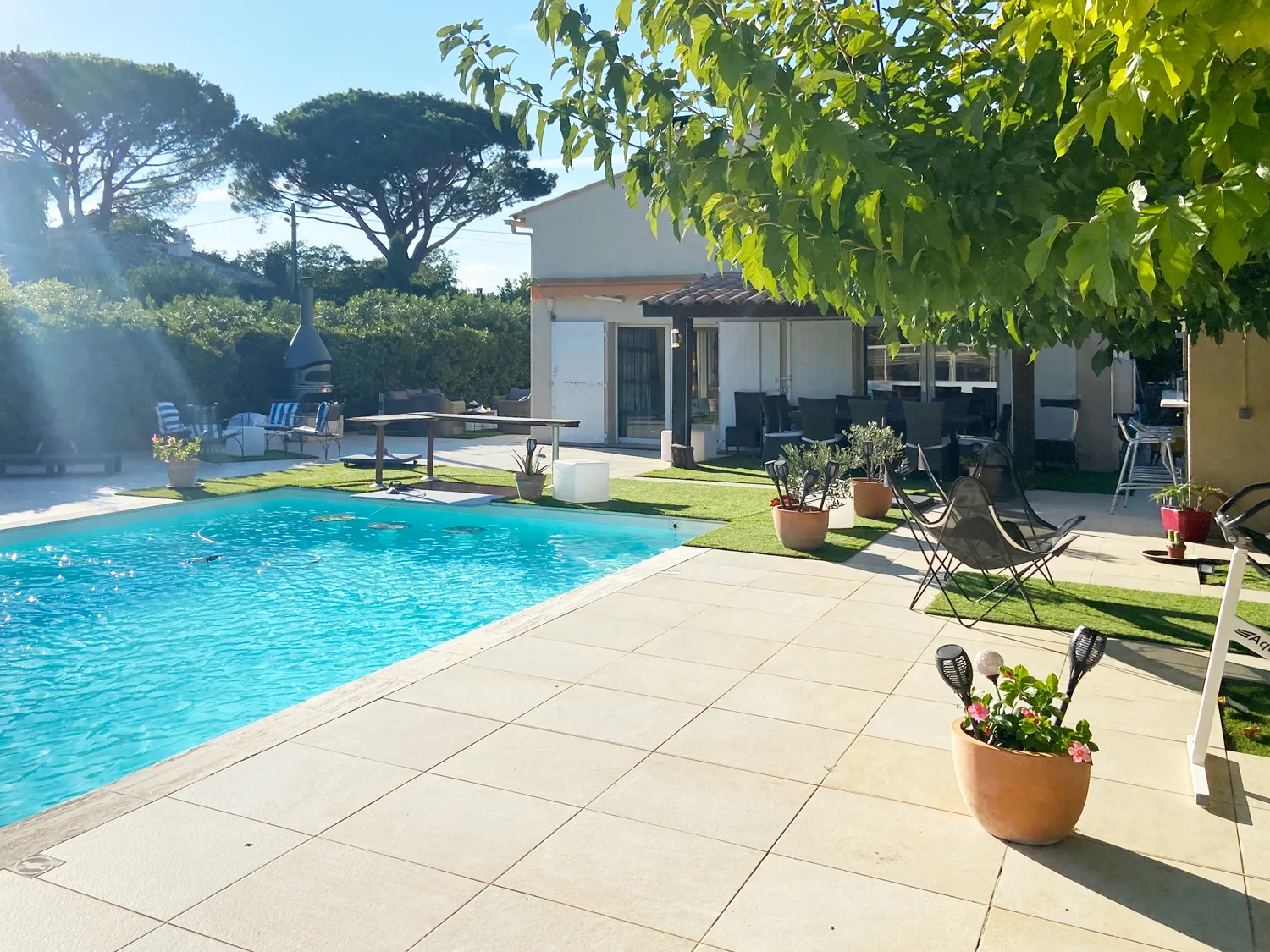 NEUE VILLA, NAHE STRAND UND DORF