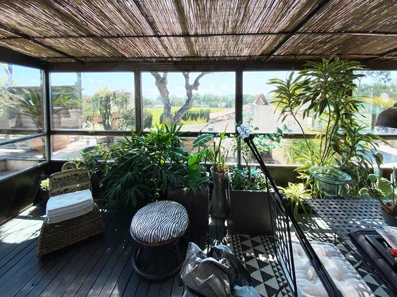 VILLA AND 2 FLATS, SWIMMING POOL, NEAR BEACH