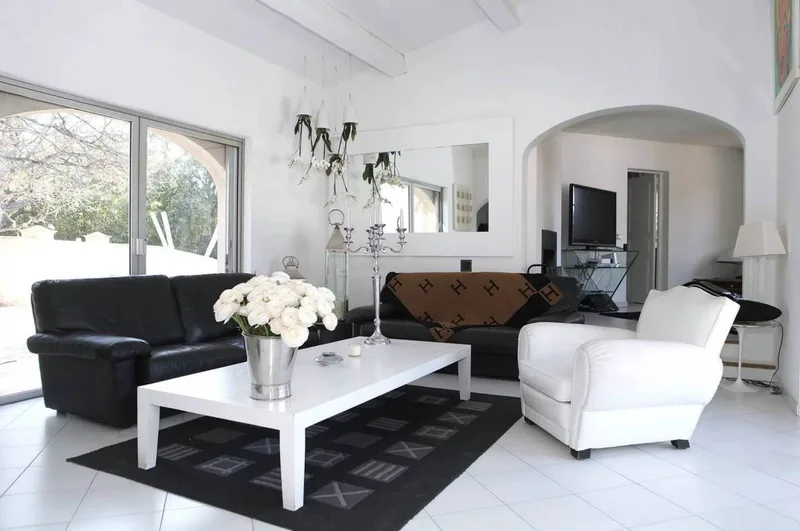 WUNDERSCHÖNE VILLA, 3 SCHLAFZIMMER, POOL