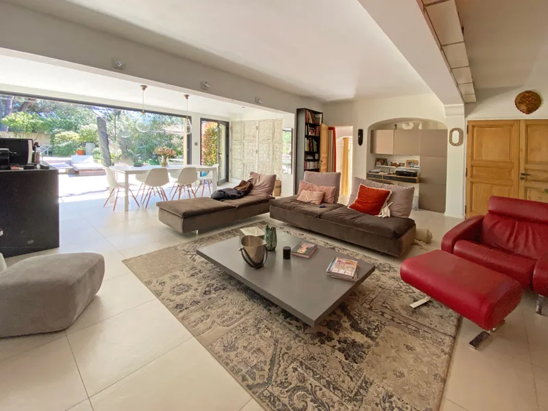 150m to the Beach Canoubiers, Beautiful villa with 5 bedrooms