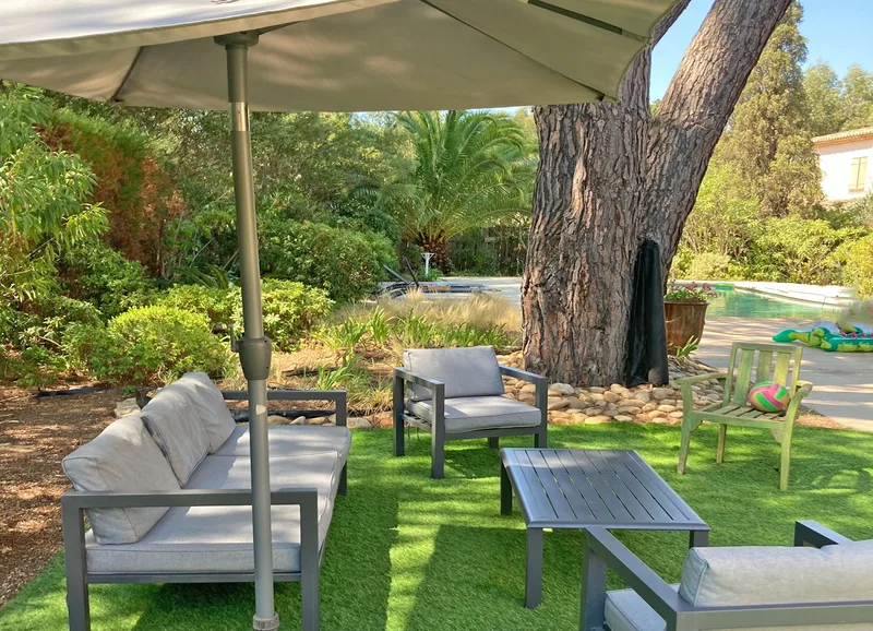 Very beautiful villa, 4 bedrooms, with quiet swimming pool and 150m from Canoubiers beach