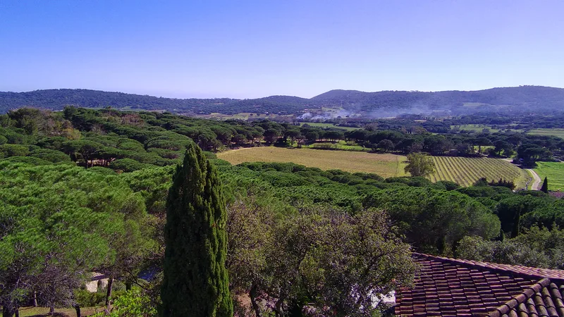 SCHÖNES ANWESEN MIT PANORAMABLICK, MEER UND NATUR