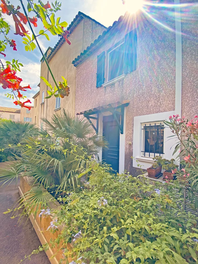 3 BEDROOM HOUSE, CITY CENTER