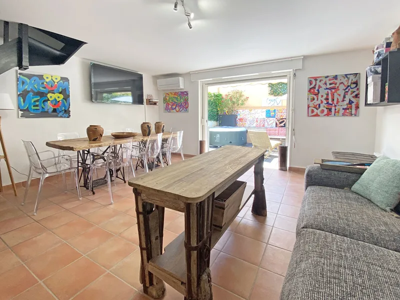 3 BEDROOM HOUSE, CITY CENTER