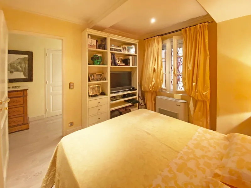 STANDING WOHNUNG IM HERZEN VON ST TROPEZ