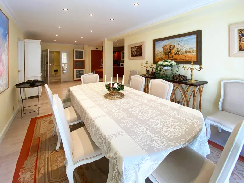 STANDING WOHNUNG IM HERZEN VON ST TROPEZ