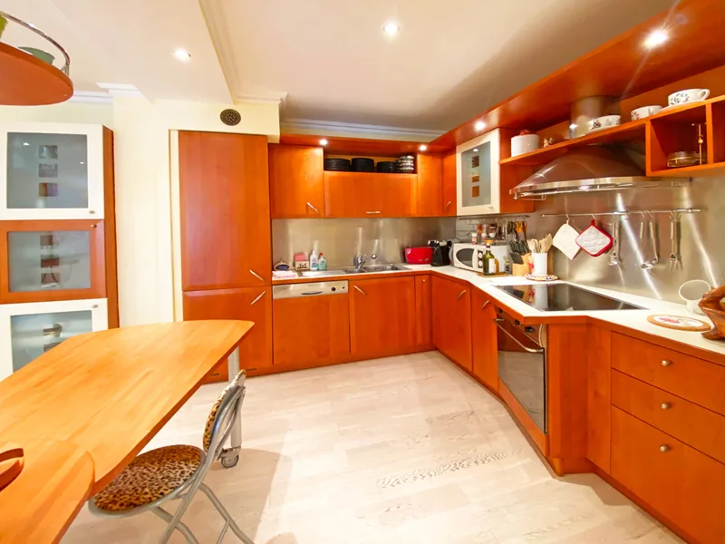 STANDING WOHNUNG IM HERZEN VON ST TROPEZ