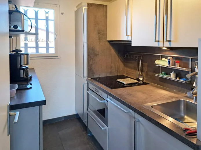 SOLD - PORT-COGOLIN, BEAUTIFUL 3 ROOMS ON THE MARINA