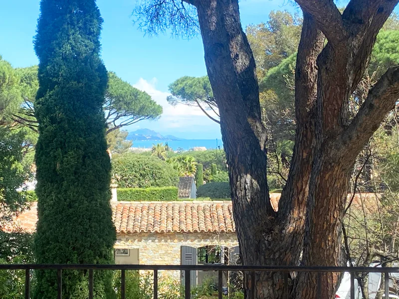 SOLD - CHARMING HOUSE BETWEEN SEA & NATURE
