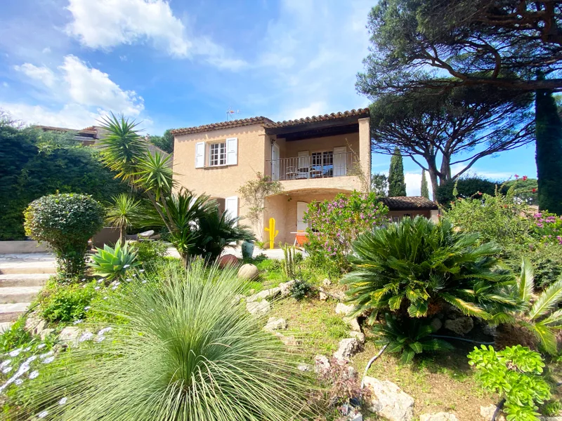 SOLD - CHARMING HOUSE BETWEEN SEA & NATURE