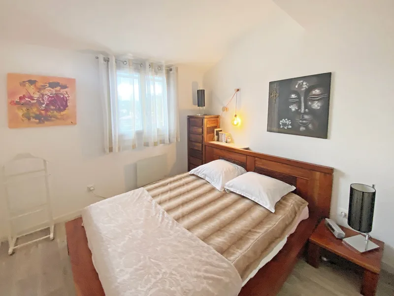 PORT COGOLIN - BEAUTIFUL RENOVATED APARTMENT, CANAL VIEW