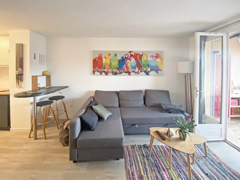 PORT COGOLIN - BEAUTIFUL RENOVATED APARTMENT, CANAL VIEW