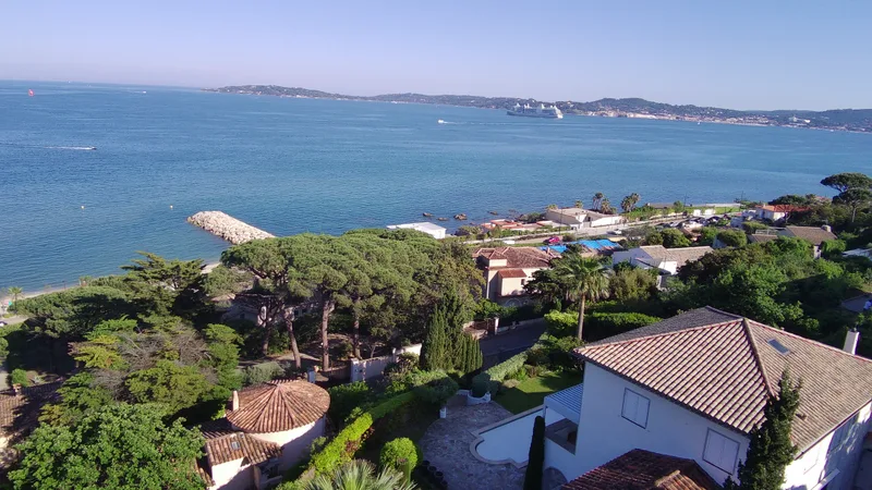  VILLA WITH STUNNING SEA VIEW, CLOSE TO BEACH AND TOWN CENTER