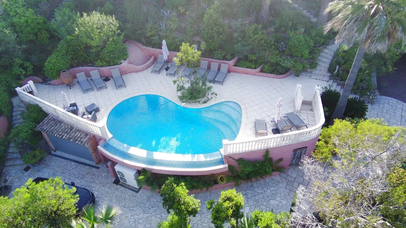  VILLA WITH STUNNING SEA VIEW, CLOSE TO BEACH AND TOWN CENTER