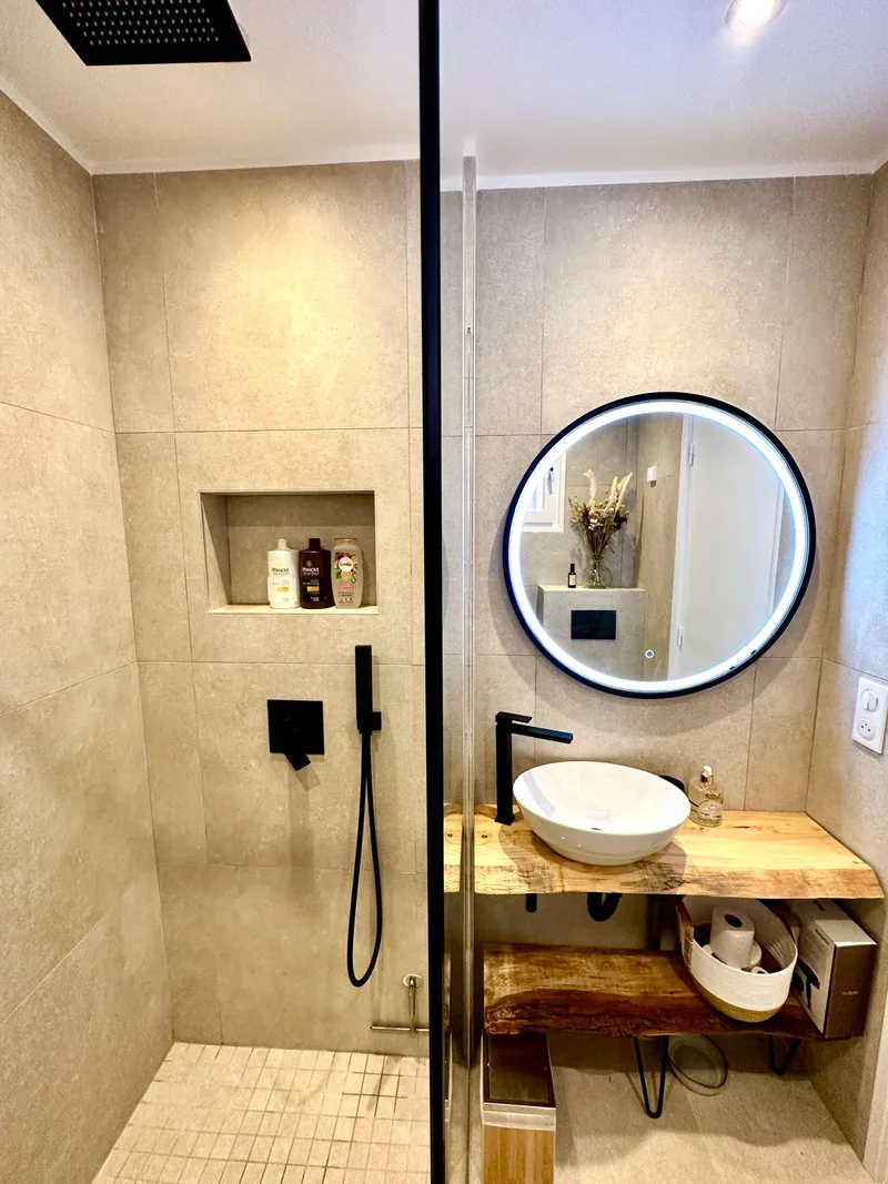 SOLD - FURNISHED APARTMENT WITH BALCONY AND MARINA VIEW – PARKING 