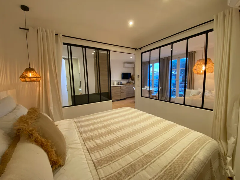 SOLD - FURNISHED APARTMENT WITH BALCONY AND MARINA VIEW – PARKING 