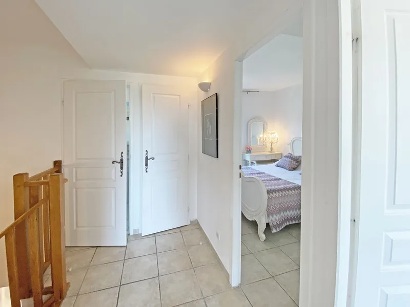 SOLD - HOUSE IN A QUIET LOCATION WITH QUALITY FEATURES