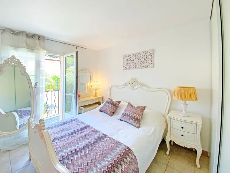 SOLD - HOUSE IN A QUIET LOCATION WITH QUALITY FEATURES