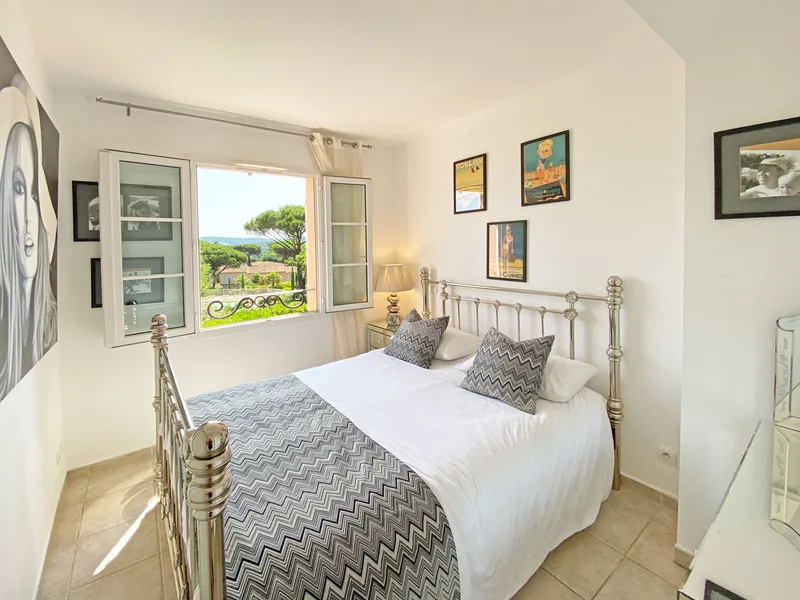 SOLD - HOUSE IN A QUIET LOCATION WITH QUALITY FEATURES