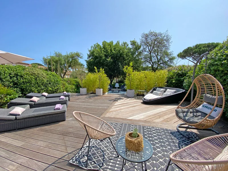 SOLD - HOUSE IN A QUIET LOCATION WITH QUALITY FEATURES