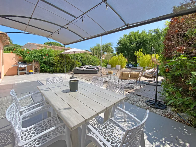 SOLD - HOUSE IN A QUIET LOCATION WITH QUALITY FEATURES