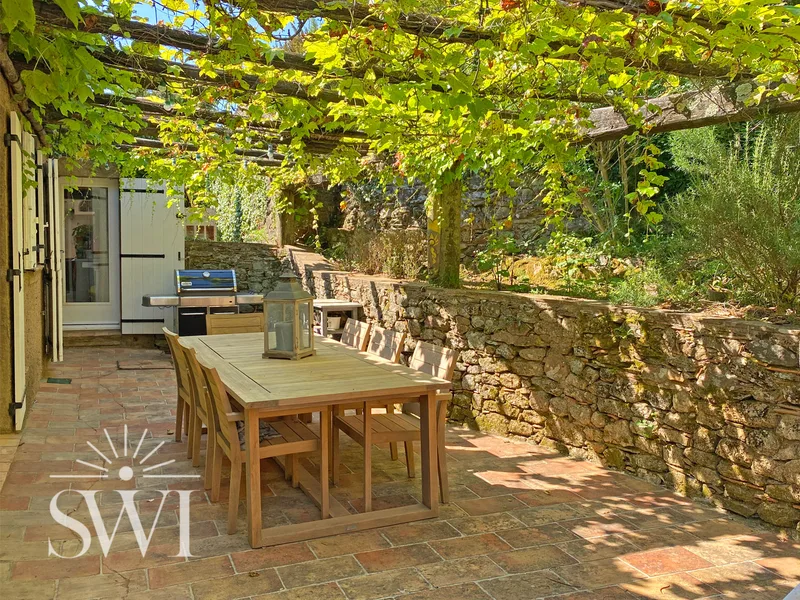  PROVENCAL HOUSE, POOL, NATURE
