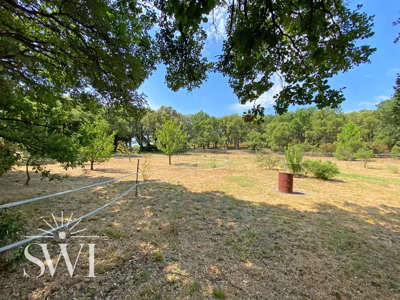  HOUSE WITH POTENTIAL, SEA VIEWS AND EQUESTRIAN FACILITIES