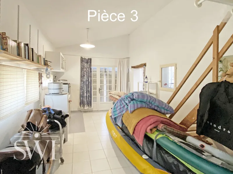  HOUSE WITH POTENTIAL, SEA VIEWS AND EQUESTRIAN FACILITIES