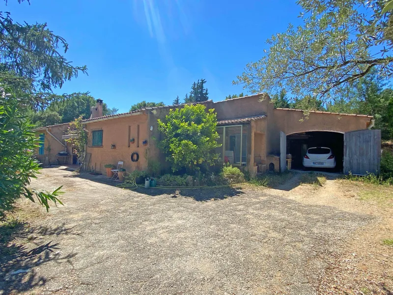 HOUSE TO RENOVATE, POOL, COUNTRYSIDE