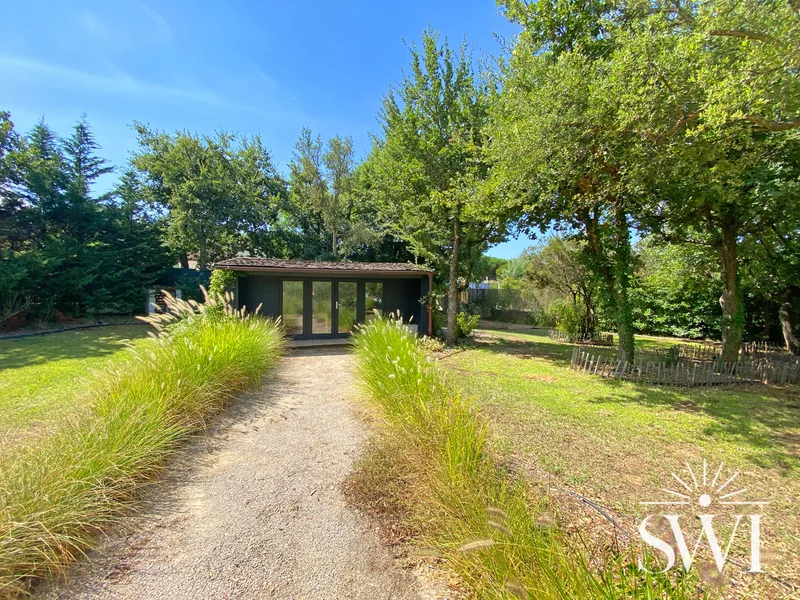 HIGH-QUALITY VILLA WITH HEATED POOL – GULF OF SAINT-TROPEZ