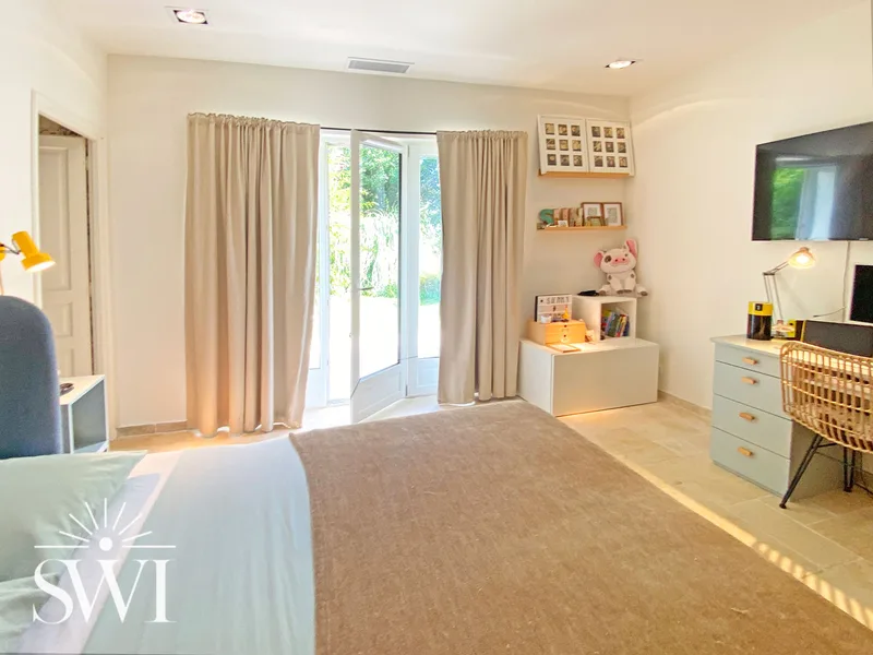 HIGH-QUALITY VILLA WITH HEATED POOL – GULF OF SAINT-TROPEZ
